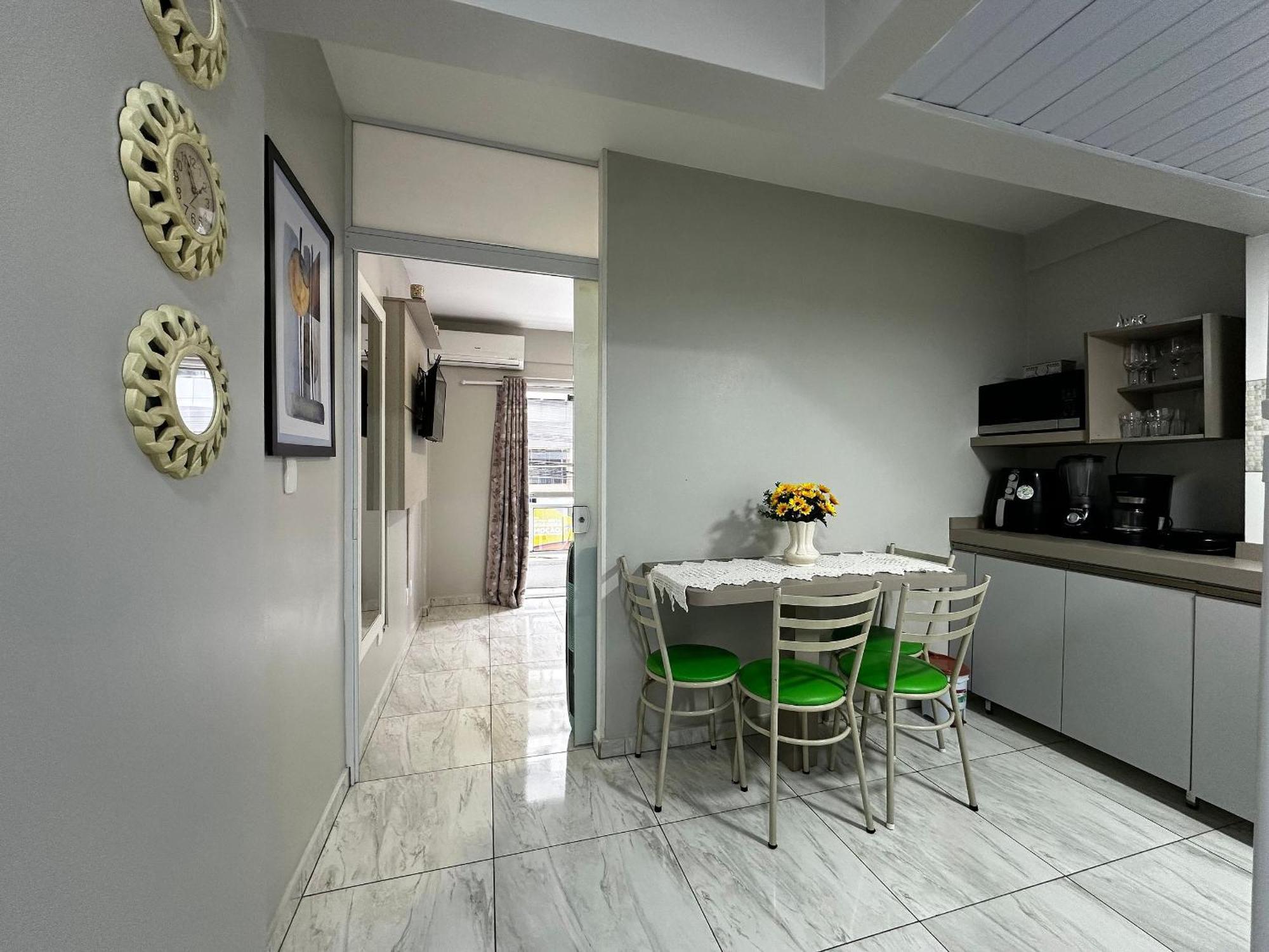 Apartamento Ma01- Kitnet Com Ar | Vista Big Wheel | Garagem Balneário Camboriú Exterior foto