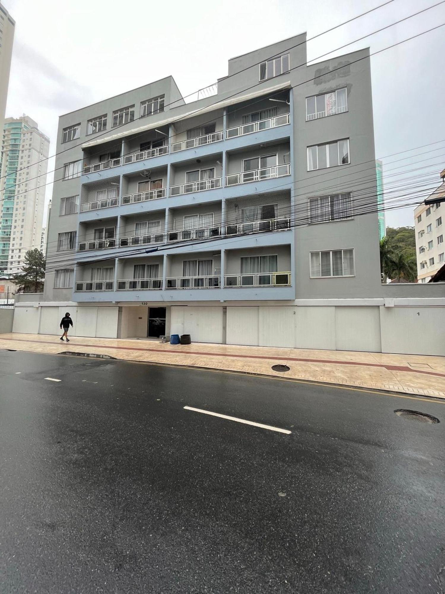 Apartamento Ma01- Kitnet Com Ar | Vista Big Wheel | Garagem Balneário Camboriú Exterior foto